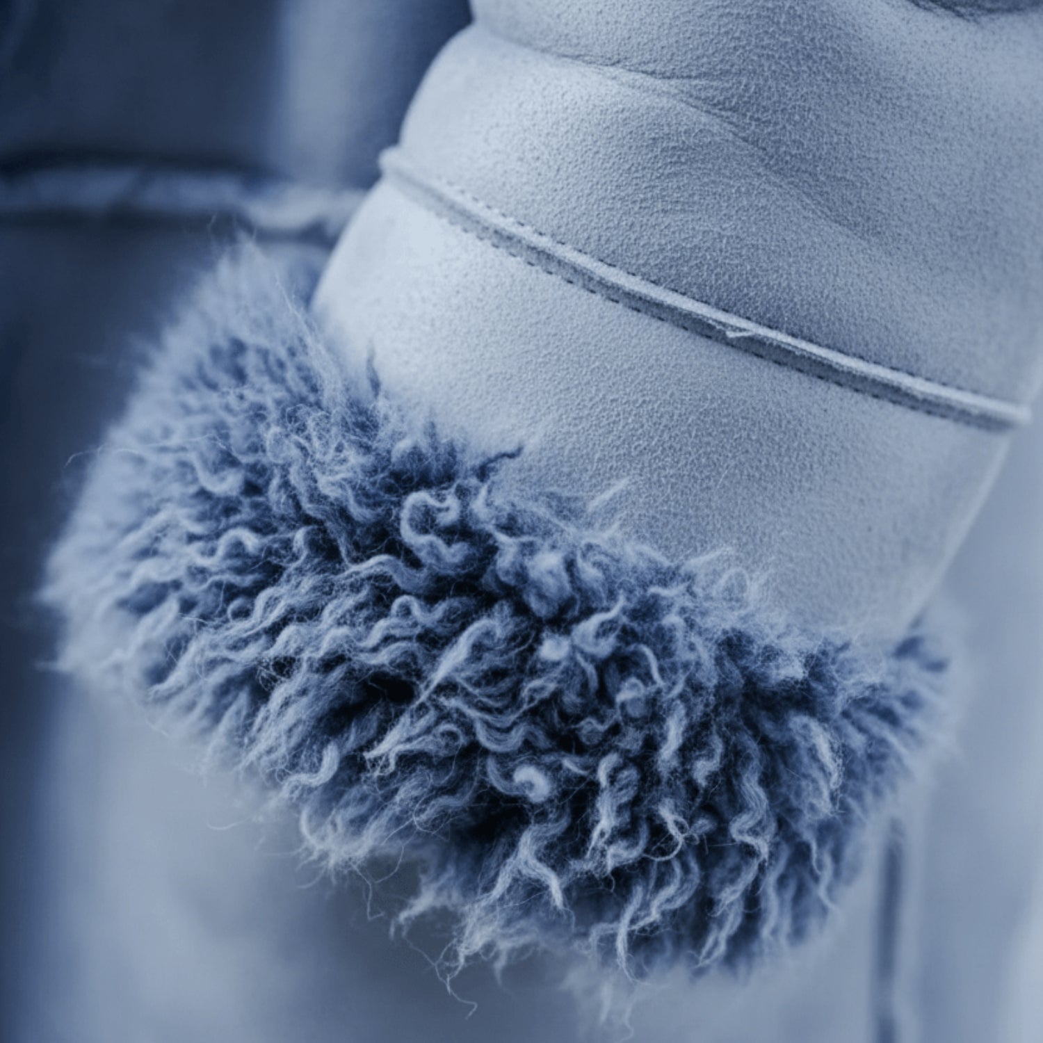 Herren Trenchcoat mit Lammfellfutter – Oversize Wintermantel, Gefüttert & Isoliert von Orren & Valé