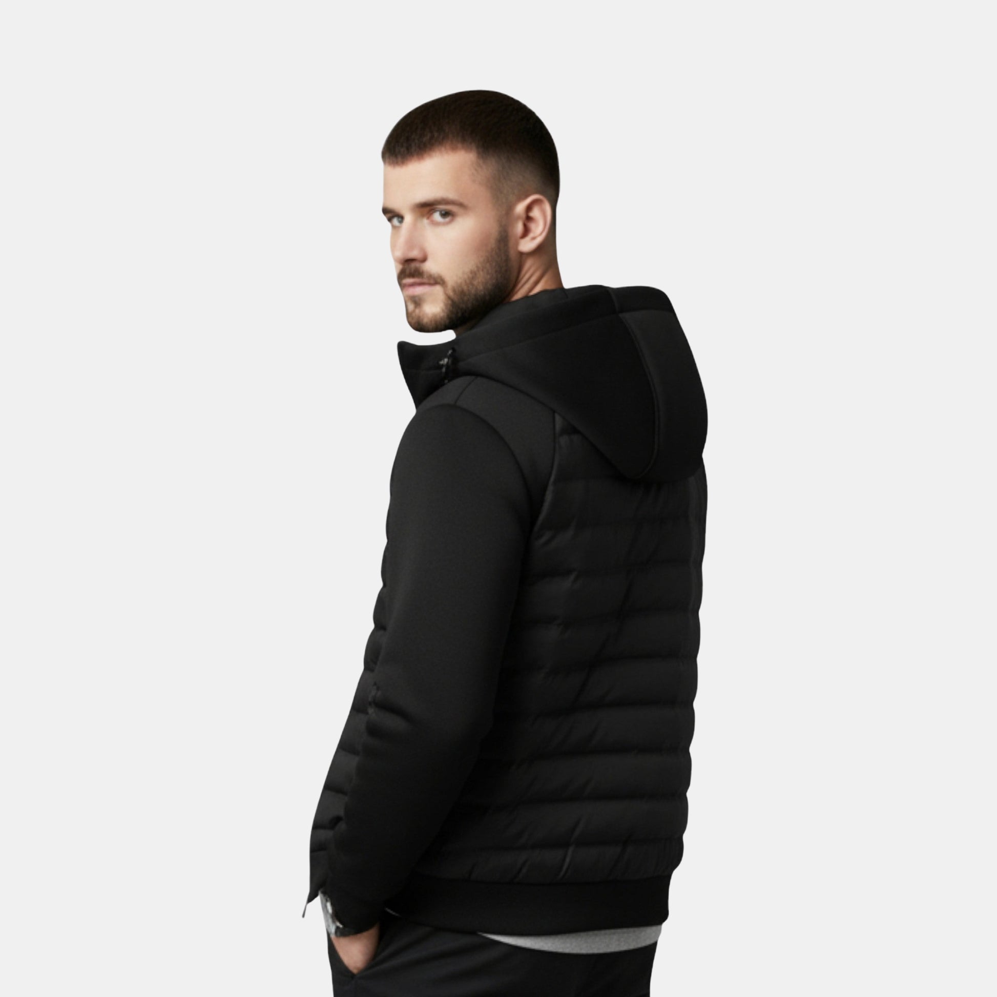 Herren Daunen-Steppjacke mit Kapuze – Gefütterte Winterjacke im Kontrast-Steppdesign von Orren & Valé 
