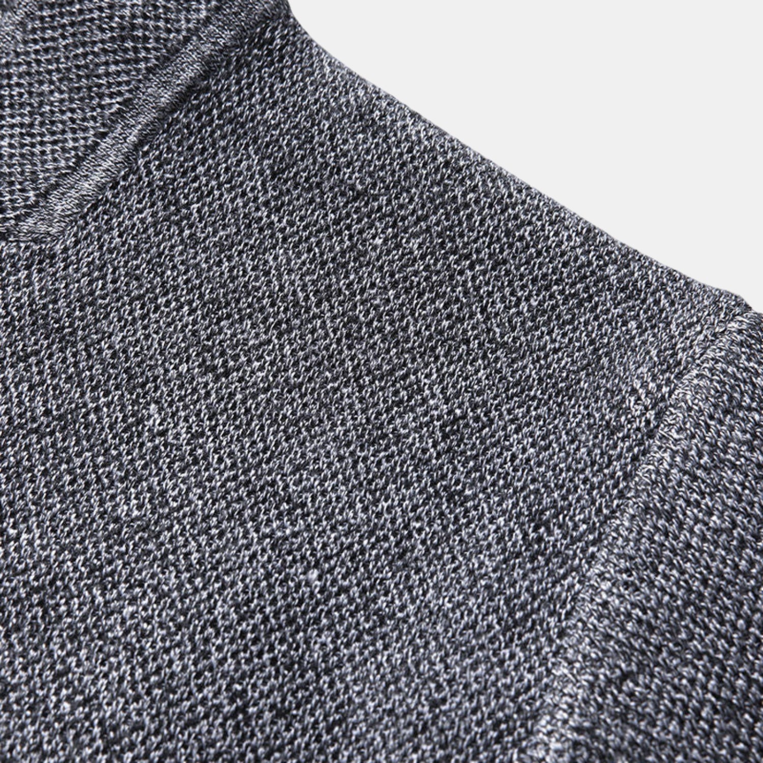 Herren Knit Cardigan im Clean-Look – Stehkragen, 2-Knopf-Leiste & Alltags-Taschen von Orren & Valé 