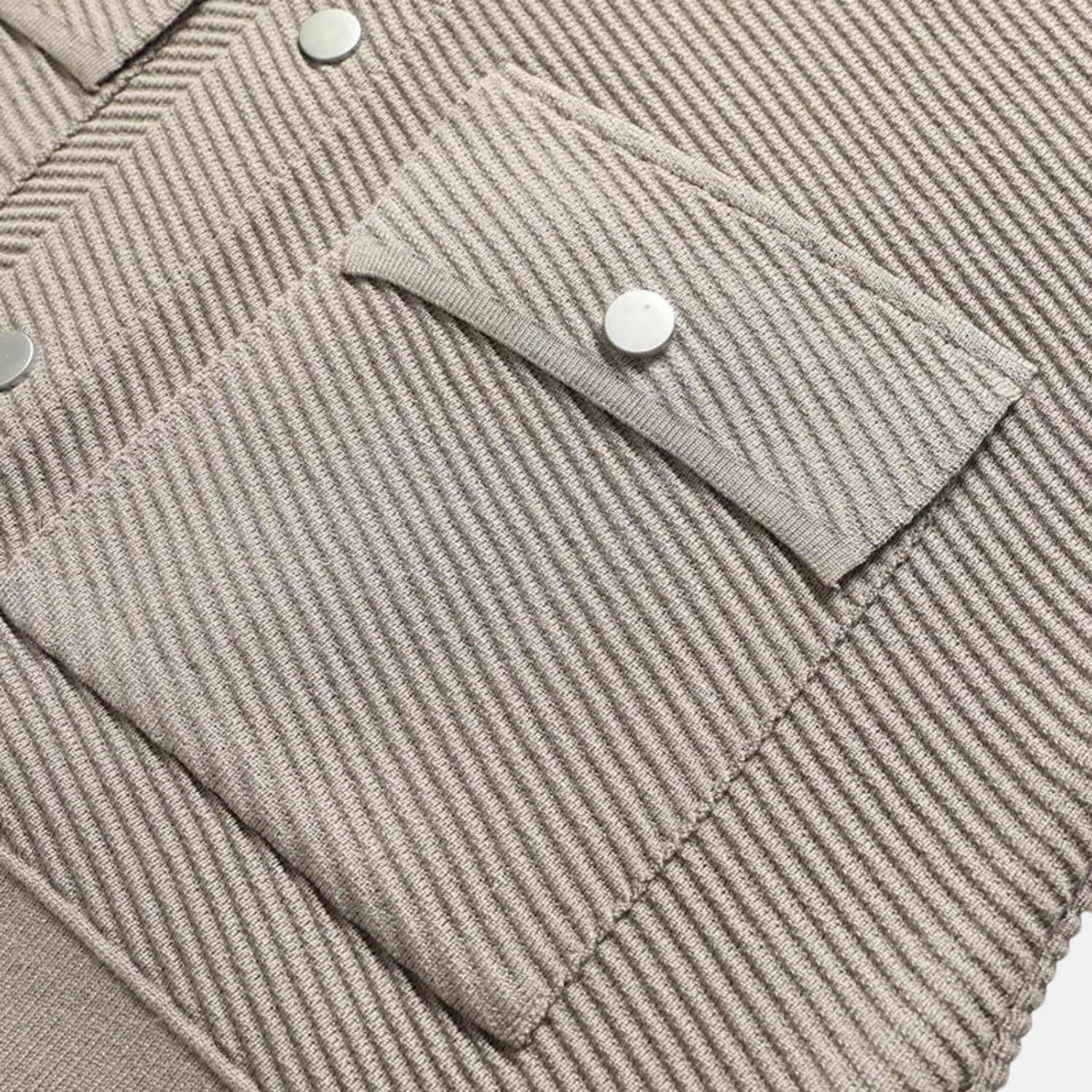 Herren Strick-Overshirt mit Kragen – Druckknopfjacke mit Klappentaschen von Orren & Valé 