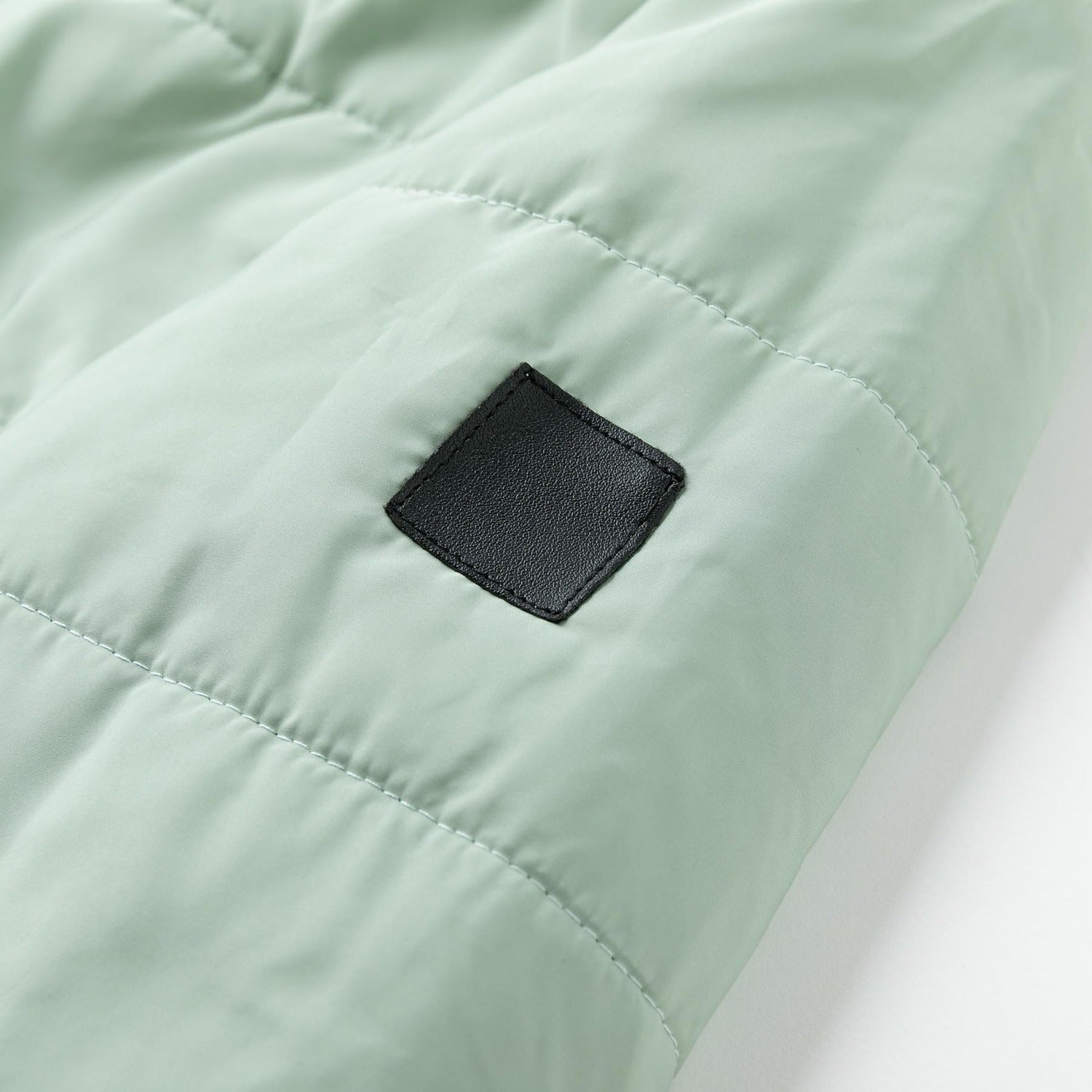 Daunenmantel Damen Winterjacke lang mit Kapuze – warmer Steppmantel im eleganten Design