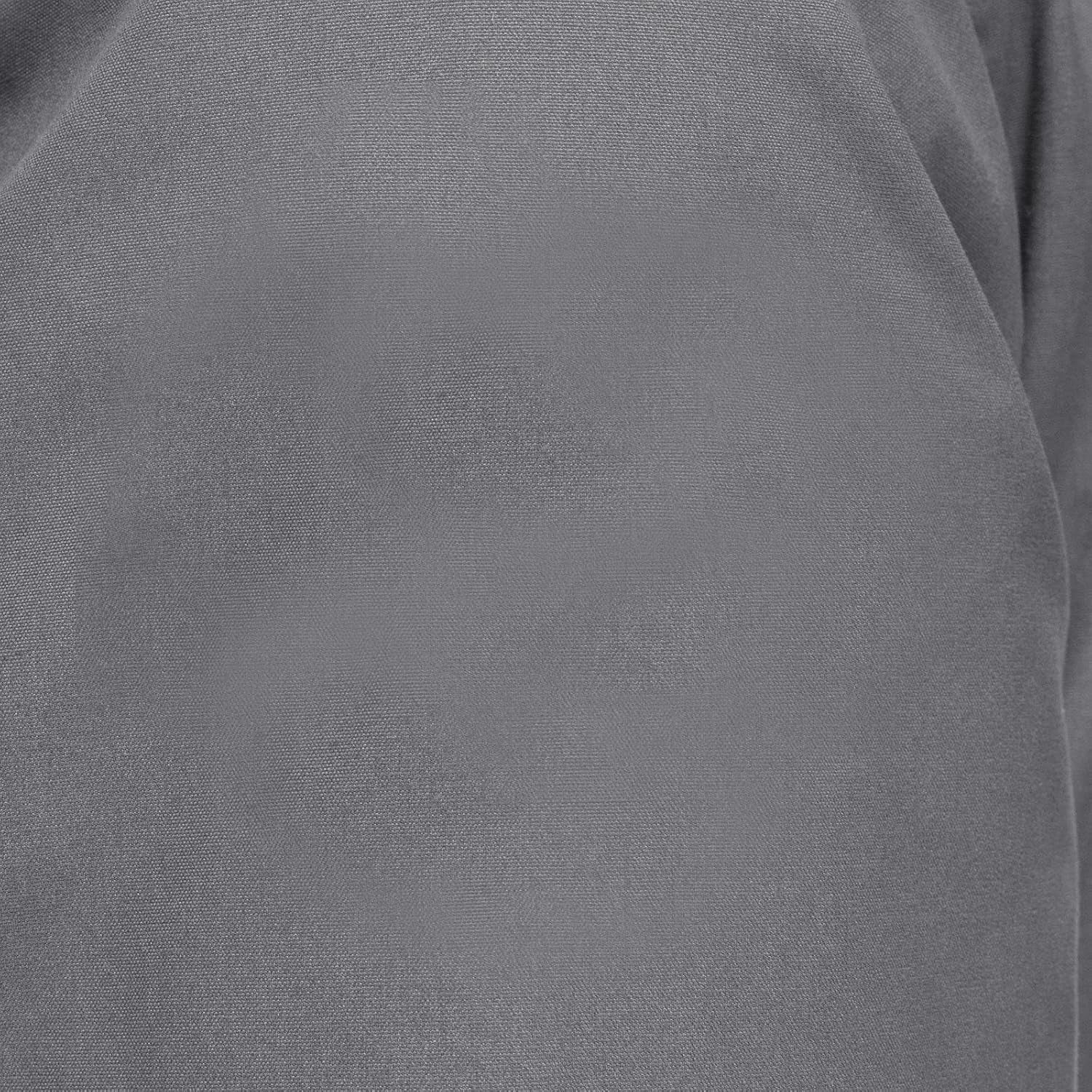 Materialdetail der langen Winterjacke mit Kapuze und Futter in Grau für Damen