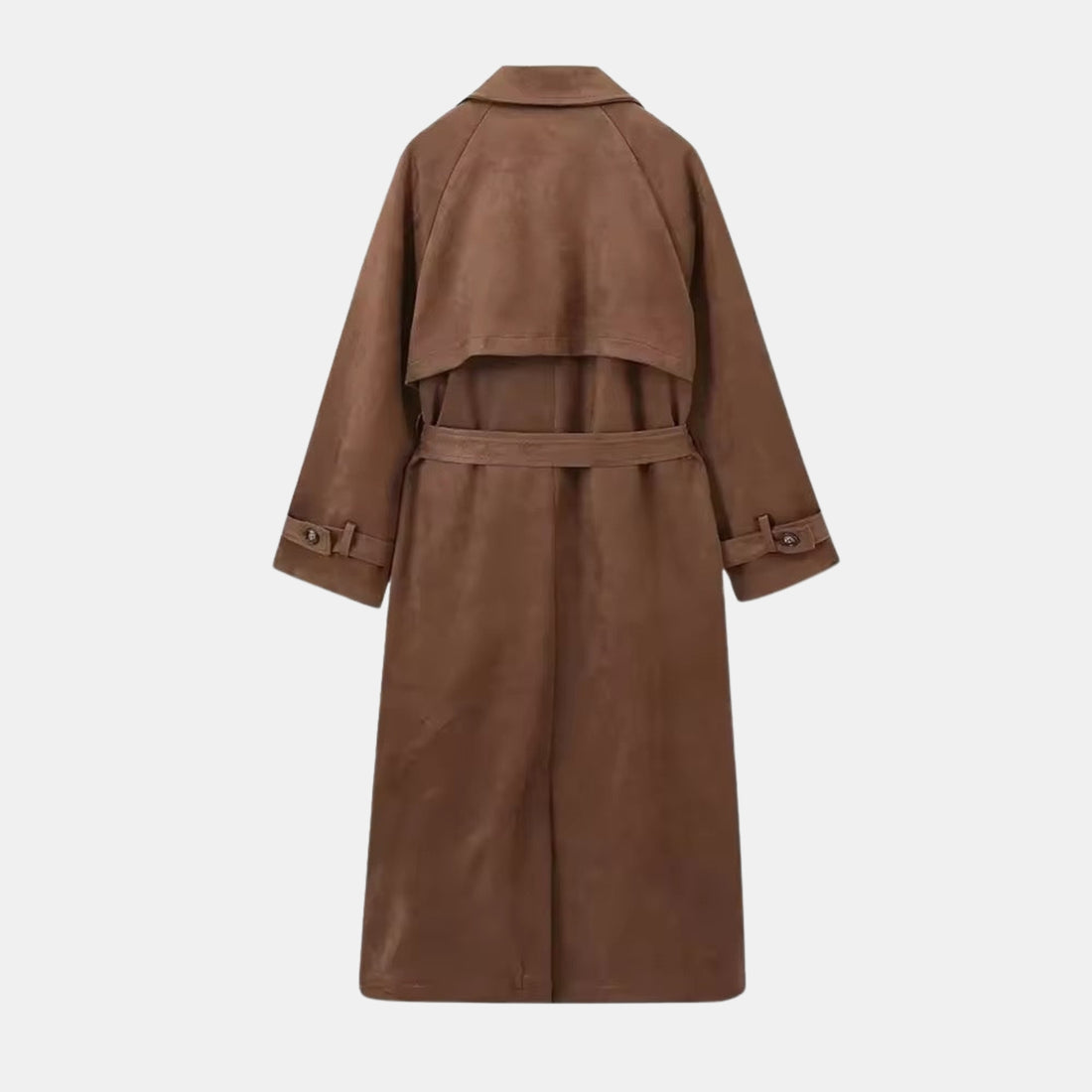 Brauner Premium Wildleder-Trenchcoat für Damen, langer eleganter Mantel mit Bindegürtel, breitem Revers und zeitlosem Luxus-Look (Vorderansicht).