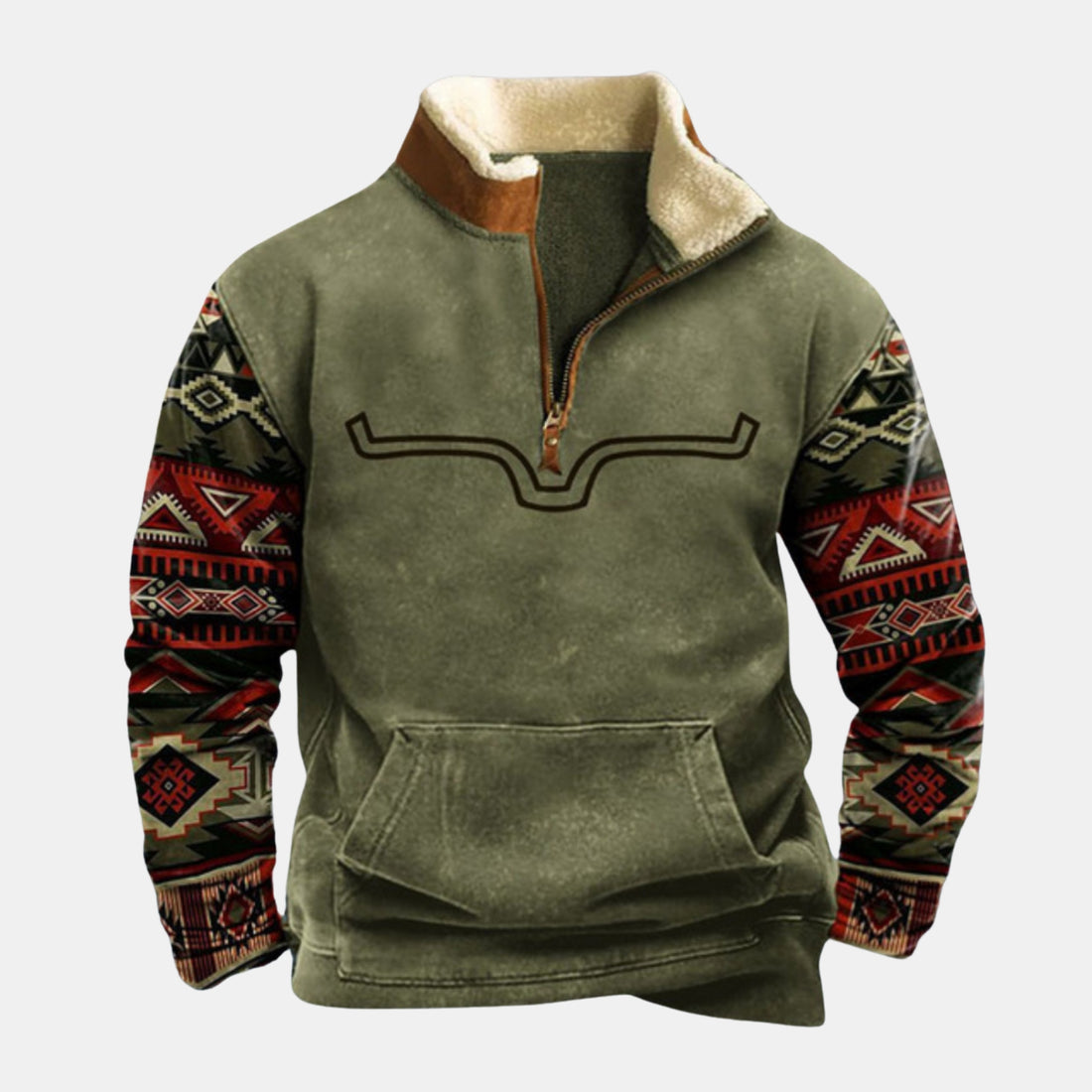 Frontansicht: Warmer Sherpa-Fleece-Pullover für Herren in Olivgrün mit Quarter-Zip, Sherpa-Futter, Ethno-Design an den Ärmeln und Kangurutasche